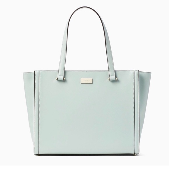 ♠️ NEW WITH TAGS ♠️ KATE SPADE REGATTA COURT - Picture 2 of 8